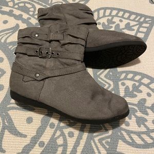 Kohl’s grey booties